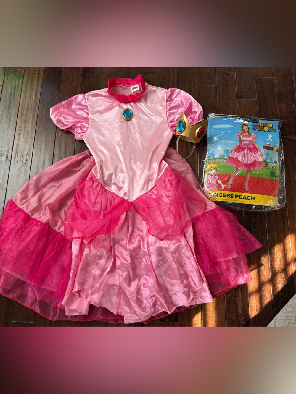 Nintendo Princess Peach Adult Costume with Crown